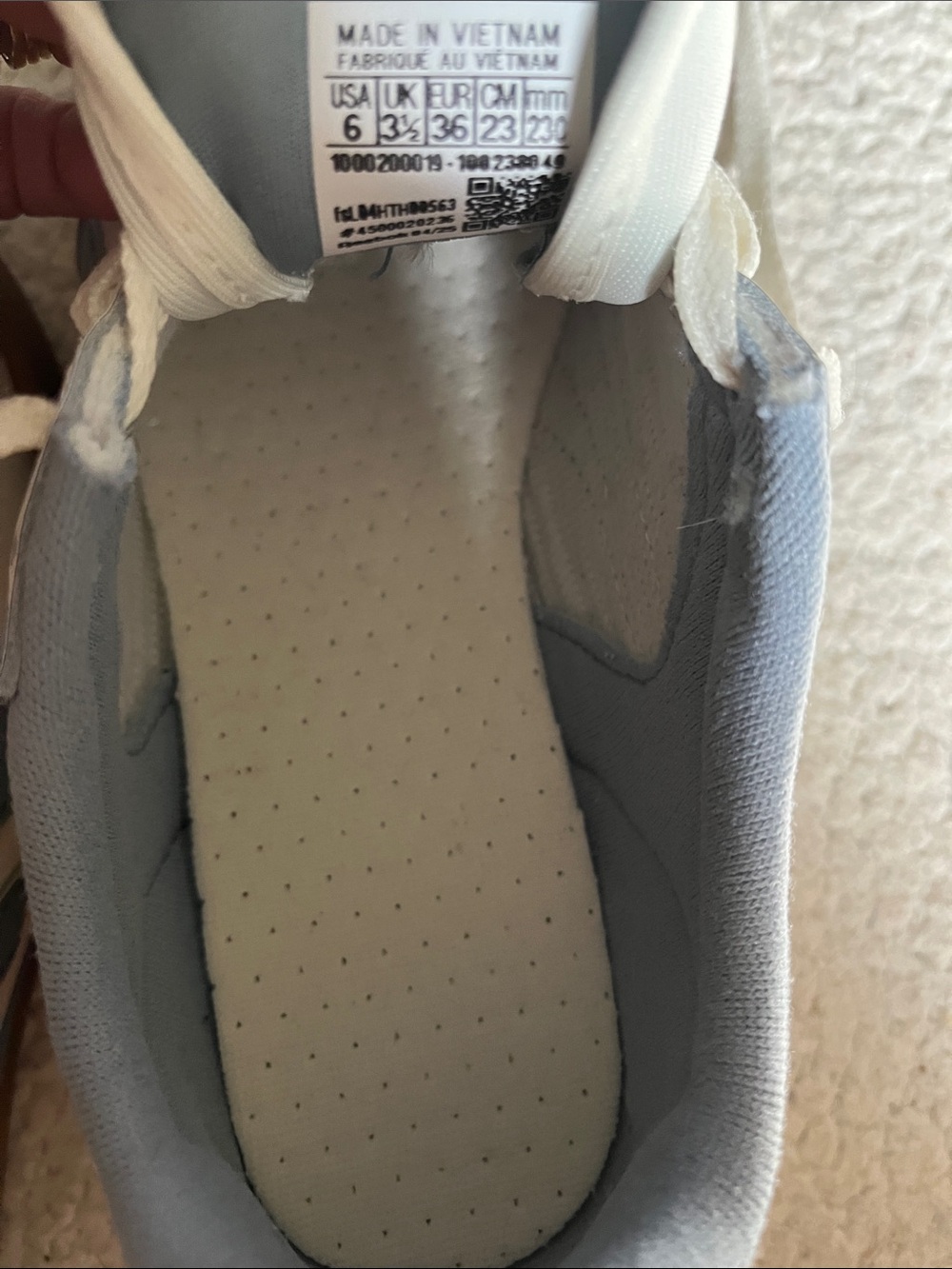 Reebok Women’s White Athletic Sneakers with Light Blue Accents and Gum Outsole - Picture 2 of 2